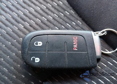 2014 Dodge Journey Sxt z USA, uszkodzony, nr VIN 3C4PDCBB7ET148434